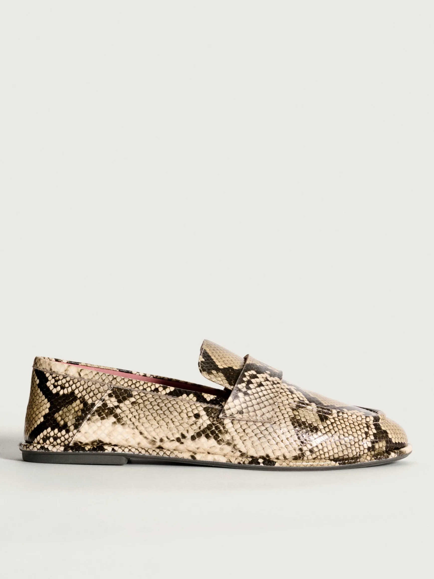 mocassin_apollo_beige_0.webp HOFF Chaussure Plate*MOCASSIN APOLLO BEIGE