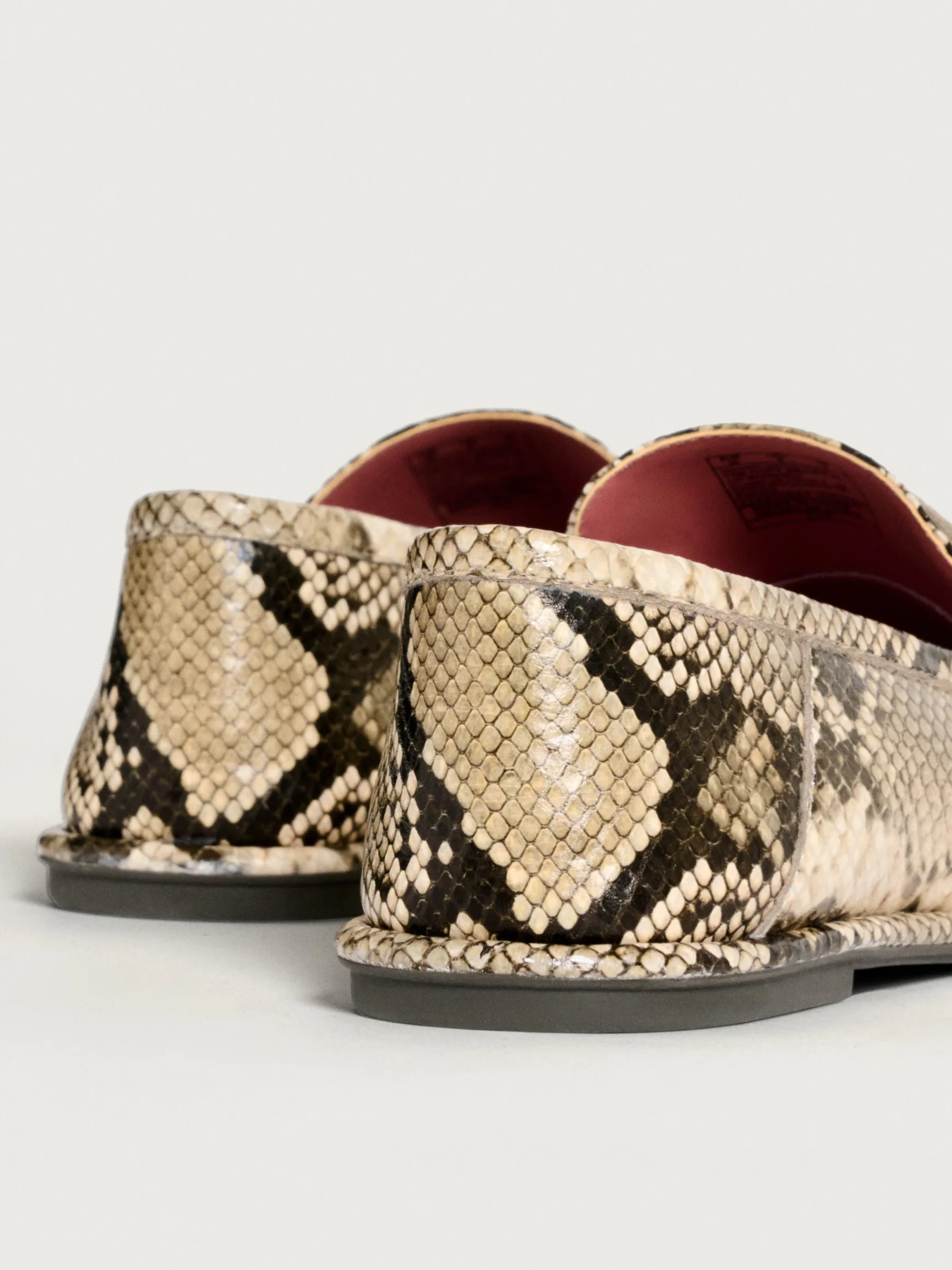 mocassin_apollo_beige_3.webp HOFF Chaussure Plate*MOCASSIN APOLLO BEIGE