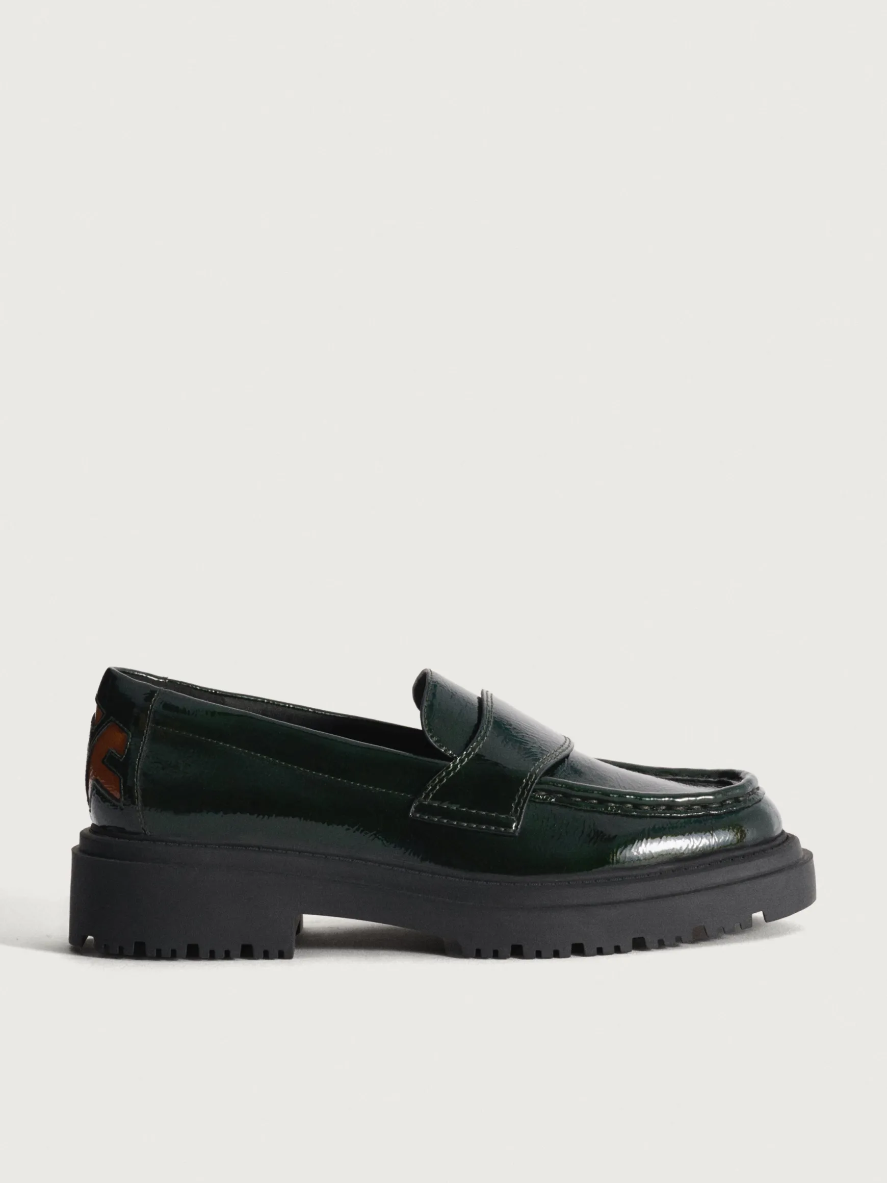 mocassin_school_kaki_2.webp HOFF Chaussure Plate*MOCASSIN SCHOOL KAKI