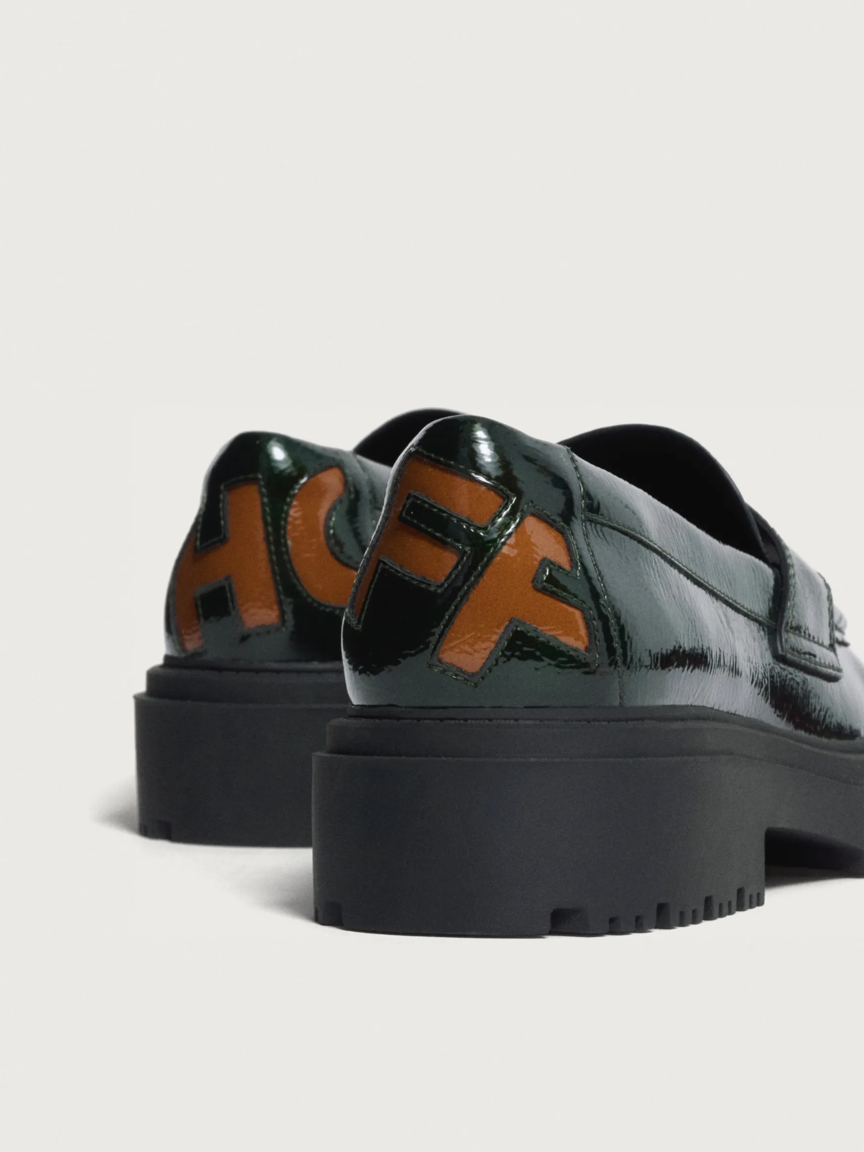 mocassin_school_kaki_8.webp HOFF Chaussure Plate*MOCASSIN SCHOOL KAKI