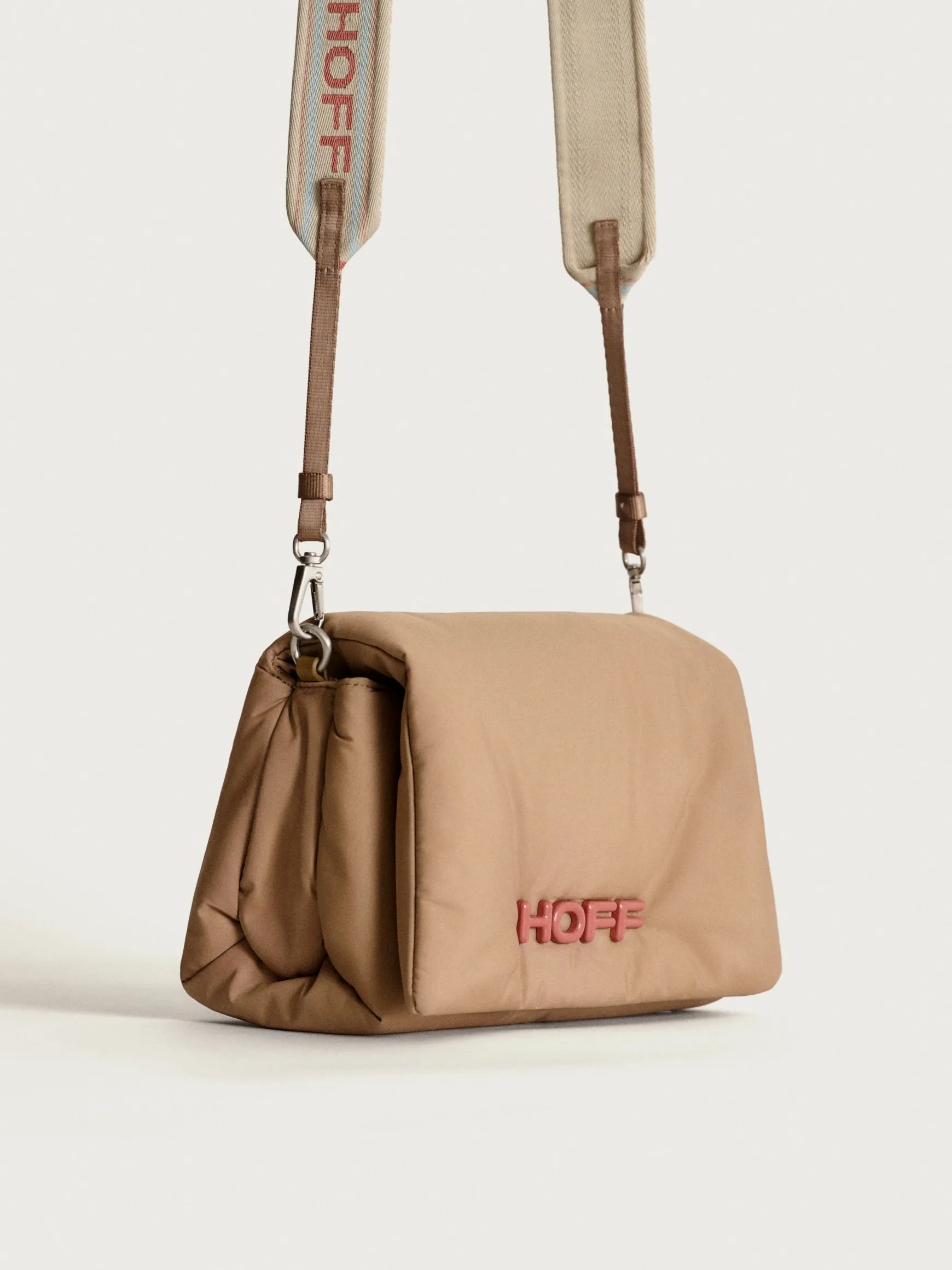 sac_bandouilire_everest_nylon_camel_5.webp HOFF Nylon | Sacs À Bandoulière*SAC BANDOUILIÈRE EVEREST NYLON CAMEL